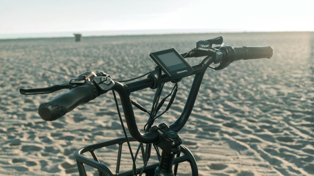 https://gadgetrixshop.org/wp-content/uploads/2025/10/himiway-bikes-FXD0ztfAvbg-unsplash-scaled.jpg cycle gadget
